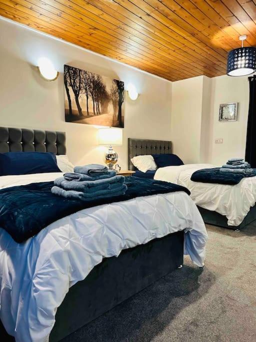 Modern 2 Bedroom Apt Derby City Luaran gambar